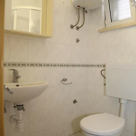 Appartamento By The Sea Milna, Hvar - 22619 *